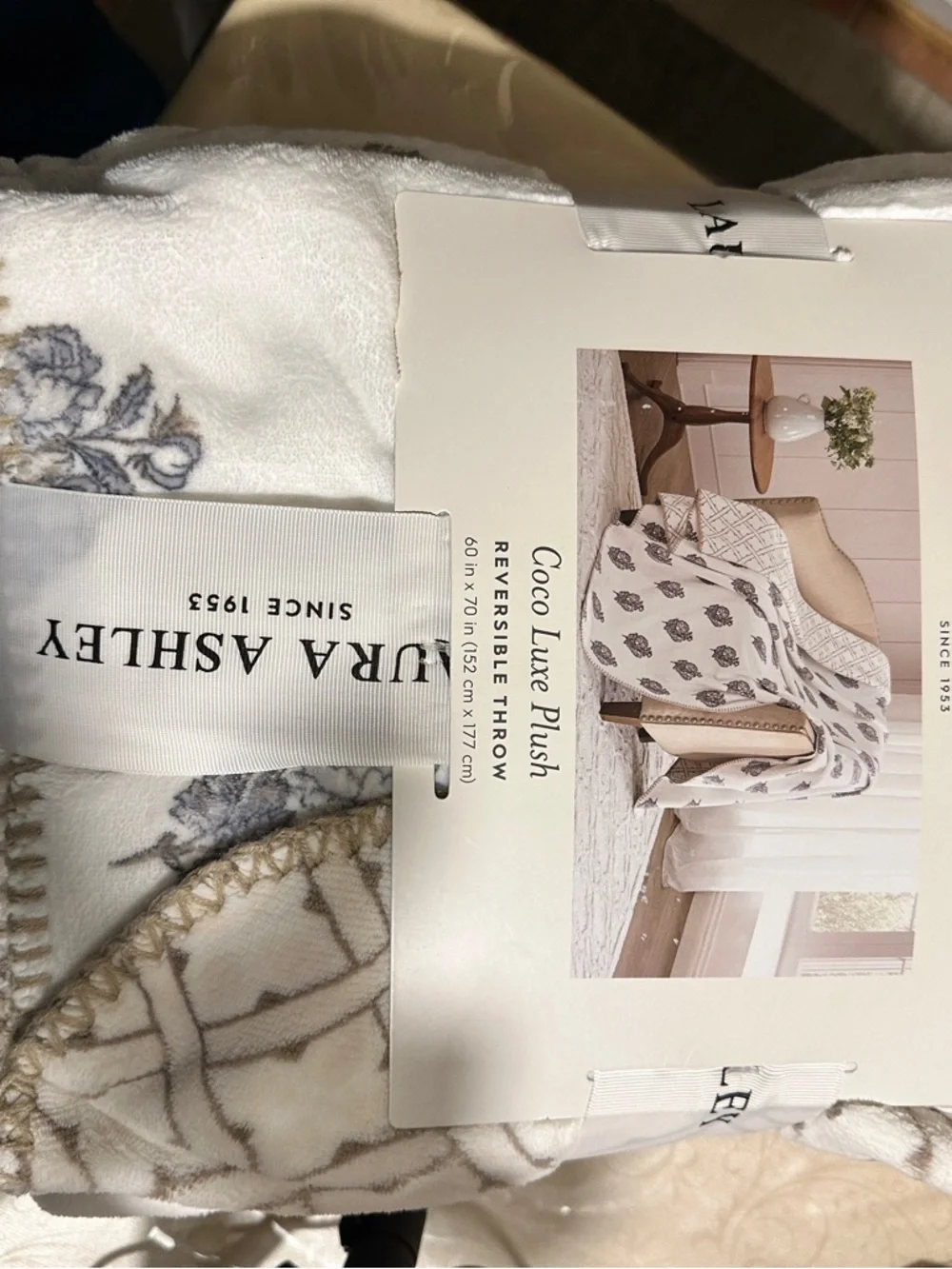 Laura Ashley Cream and Gray Floral & Lattice Plush Throw - Picture 2 of 2